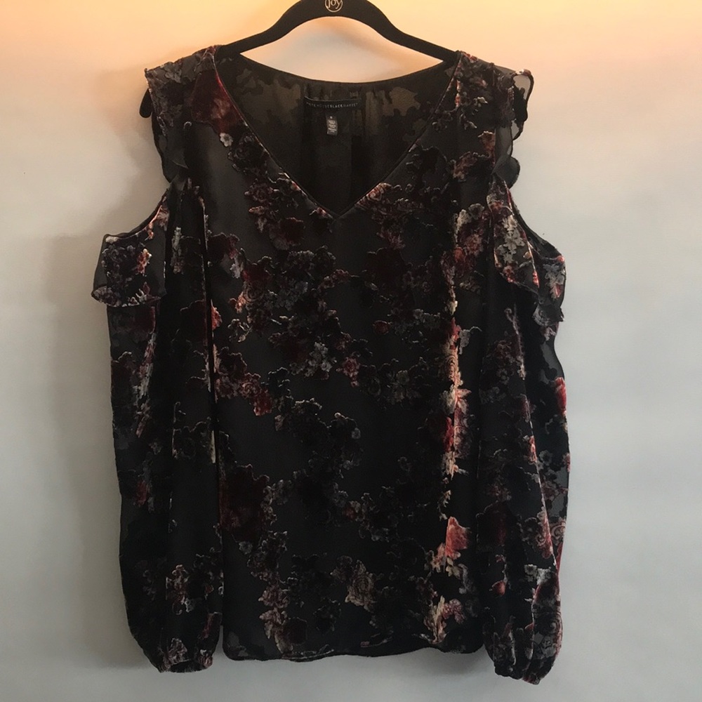 WHBM Cold shoulder long sleeve blouse